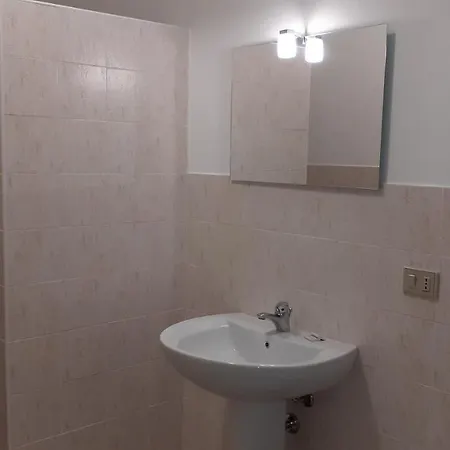 Nocleg ze śniadaniem Domus Romangia *
